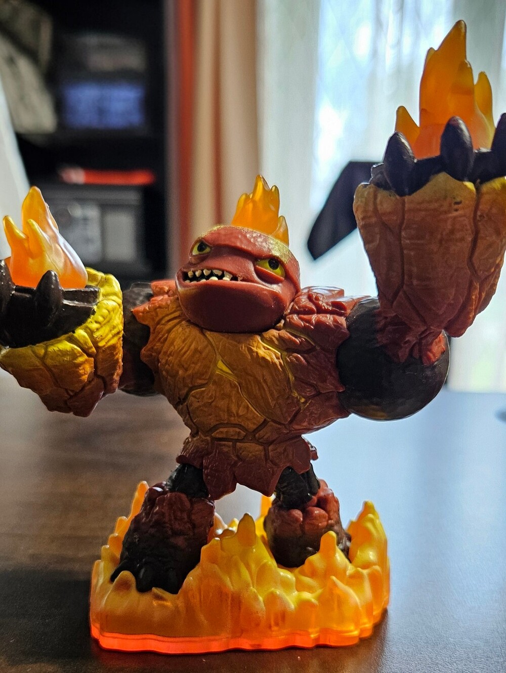Skylanders Giants Hot Head Character Figure 2012 Activision
